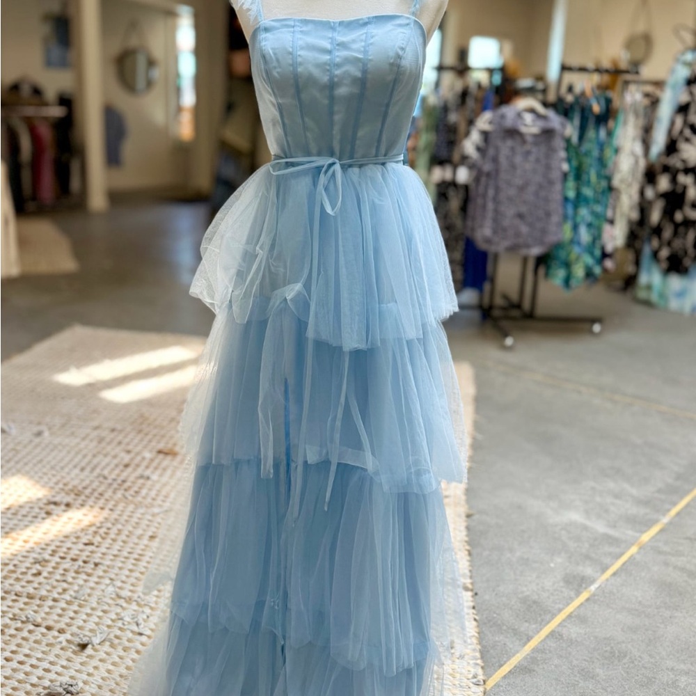Elegant Blue Strapless Prom Dress